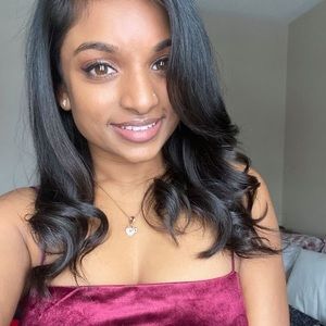 Meet your Posher, Anjanie